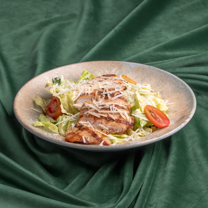Tavuklu Sezar Salata