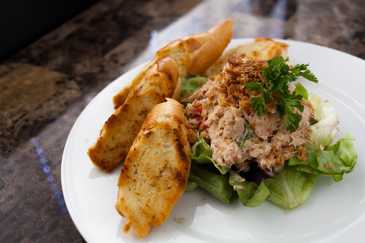 Ton Balıklı Salata